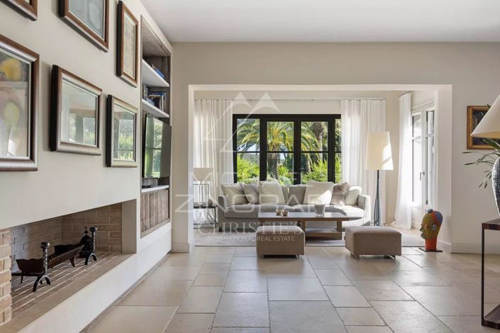 Image No.4-5 Bed House for sale