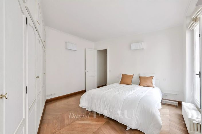 Image No.13-2 Bed Apartment for sale