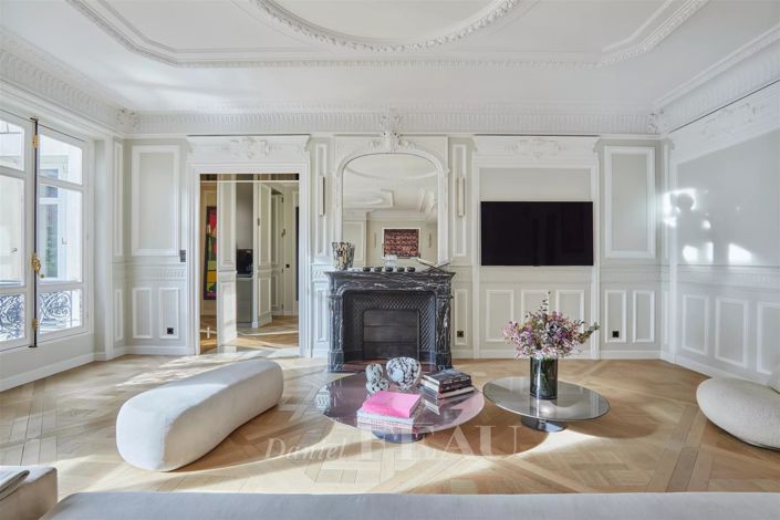 Image No.1-3 Bed Apartment for sale