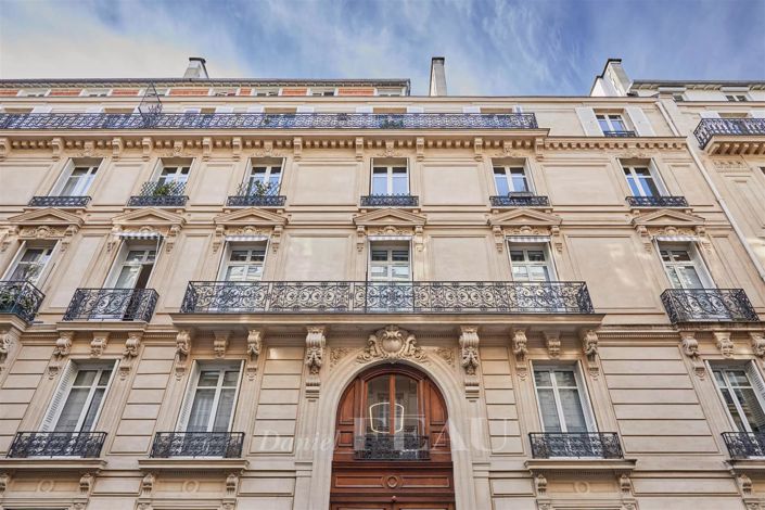 Image No.15-3 Bed Apartment for sale