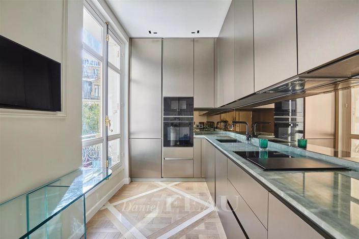 Image No.8-3 Bed Apartment for sale