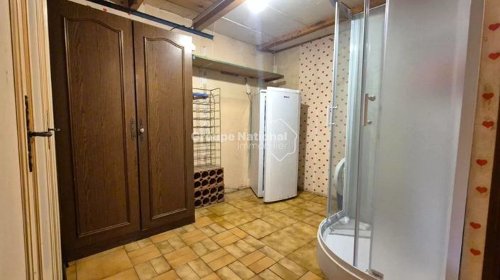 Image No.15-3 Bed House for sale