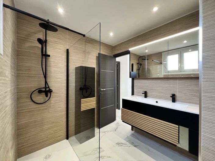 Image No.12-2 Bed House for sale