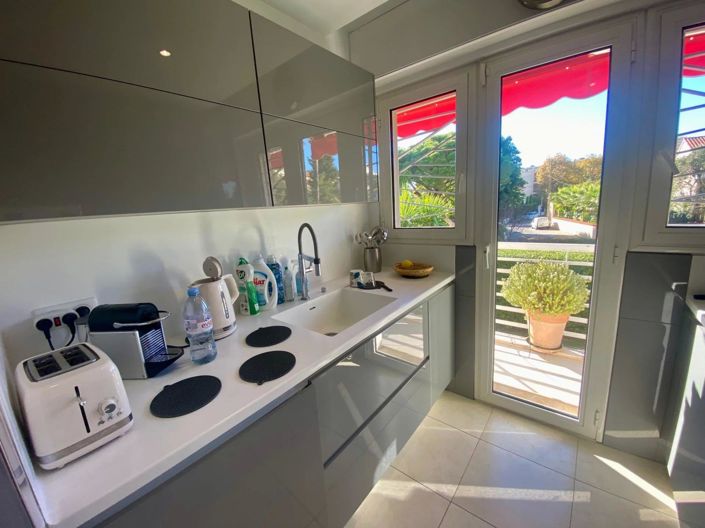 Image No.9-2 Bed Apartment for sale