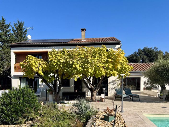 Image No.1-Maison de 6 chambres à vendre à Uzès