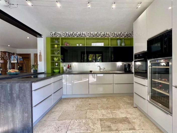 Image No.11-Maison de 6 chambres à vendre à Uzès