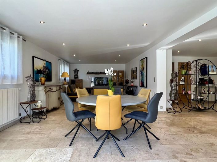 Image No.15-Maison de 6 chambres à vendre à Uzès