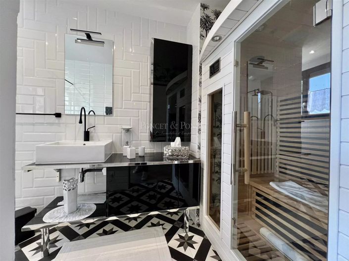 Image No.20-Maison de 6 chambres à vendre à Uzès