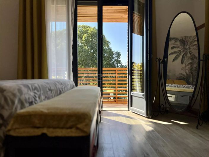 Image No.22-Maison de 6 chambres à vendre à Uzès