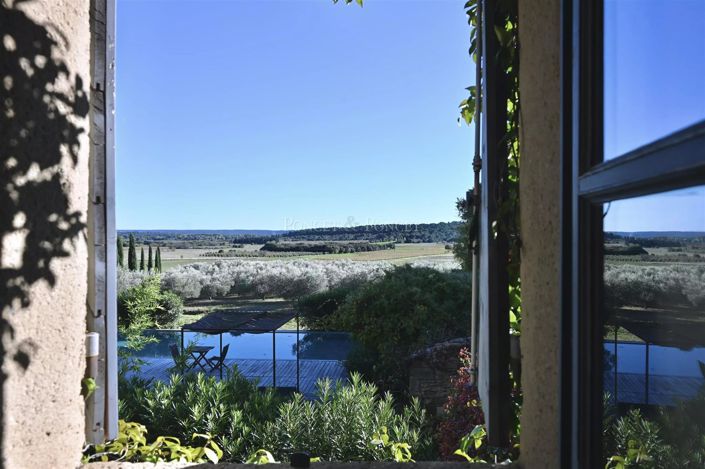 Image No.18-7 Bed House for sale