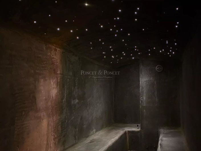 Image No.22-7 Bed House for sale