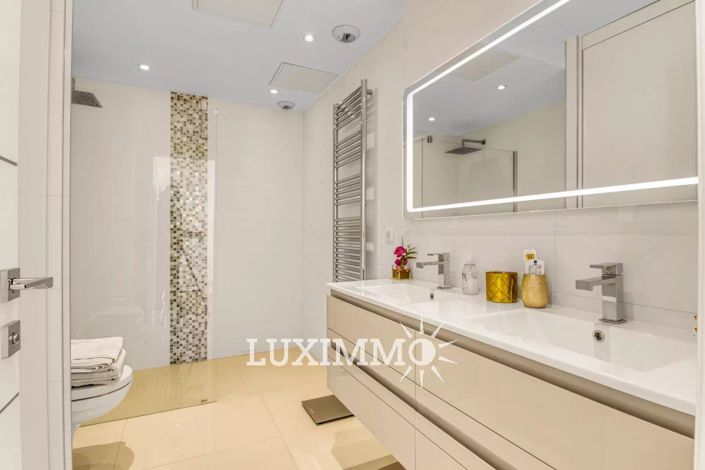 Image No.7-Maison de 5 chambres à vendre à Mougins