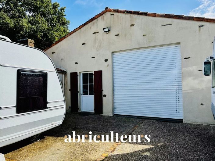 Image No.16-4 Bed House for sale