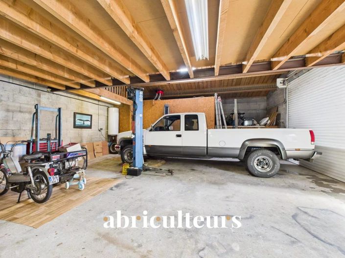 Image No.17-4 Bed House for sale