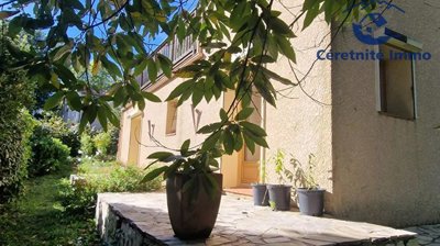 1 - Pyrenees-Orientales, House