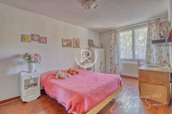 Image No.4-5 Bed House for sale