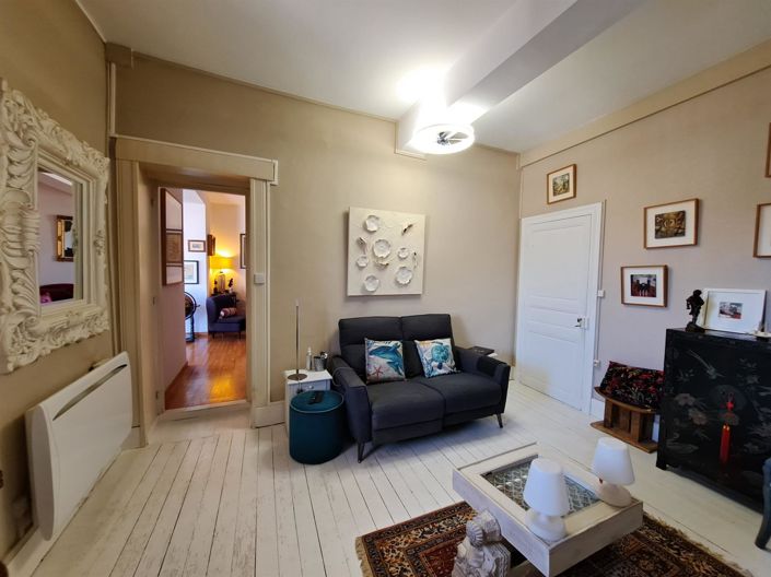 Image No.12-5 Bed House for sale