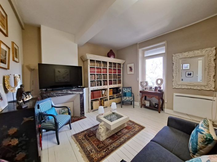 Image No.13-5 Bed House for sale