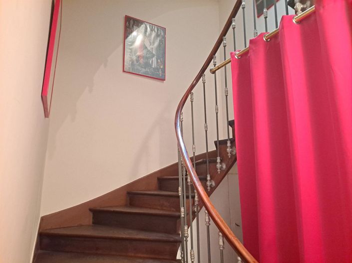 Image No.16-5 Bed House for sale