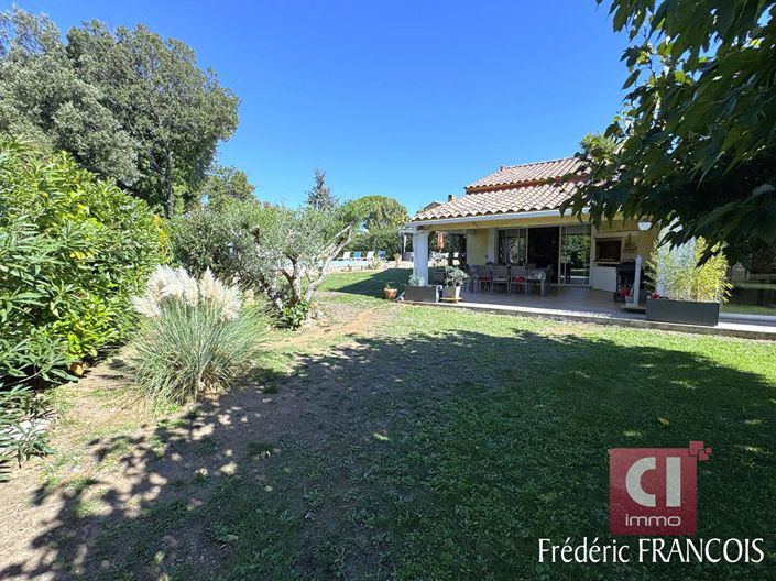 Image No.15-3 Bed House for sale