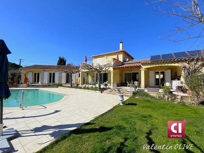 Image No.14-4 Bed Property for sale