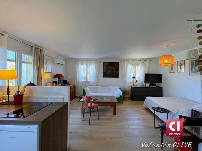 Image No.15-4 Bed Property for sale