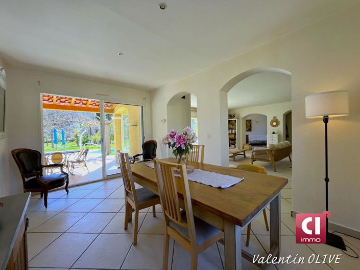 Image No.7-4 Bed Property for sale