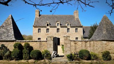 1 - Trédrez-Locquémeau, Property