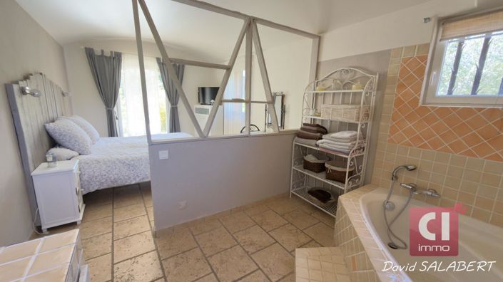 Image No.9-4 Bed House for sale