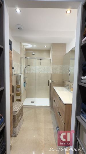 Image No.13-5 Bed House for sale