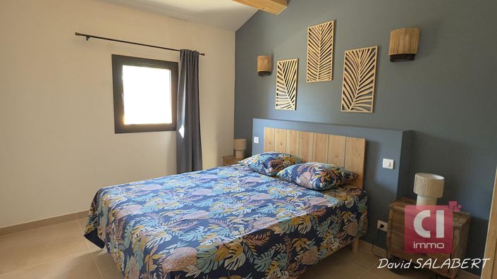 Image No.14-5 Bed House for sale