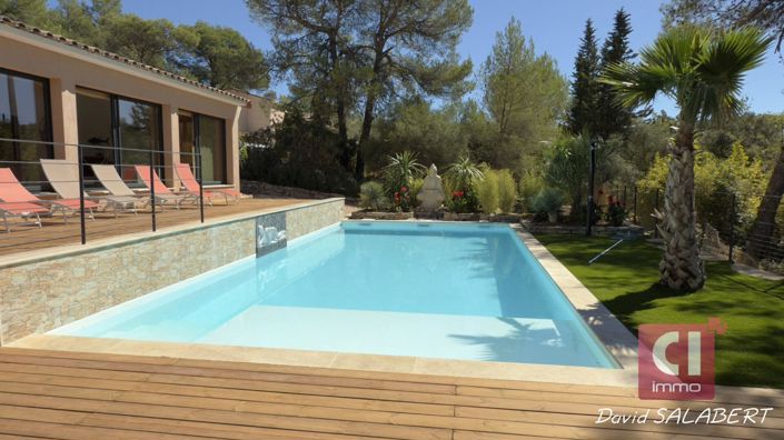 Image No.16-5 Bed House for sale