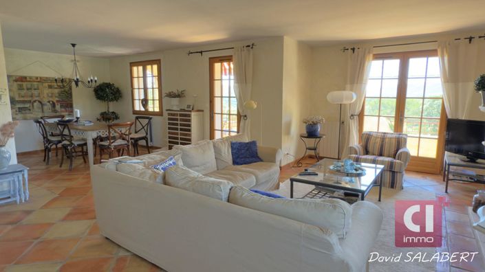 Image No.4-5 Bed Property for sale