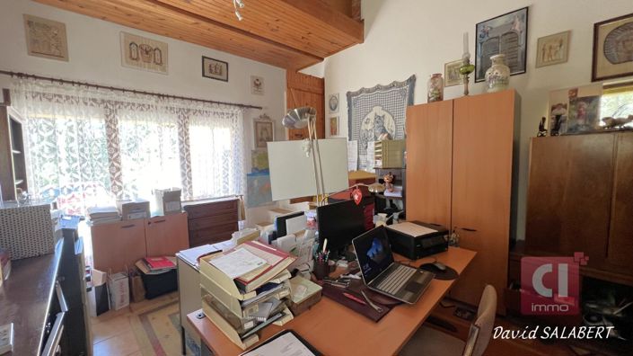 Image No.12-3 Bed House for sale