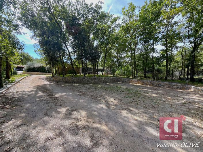 Image No.16-4 Bed House for sale