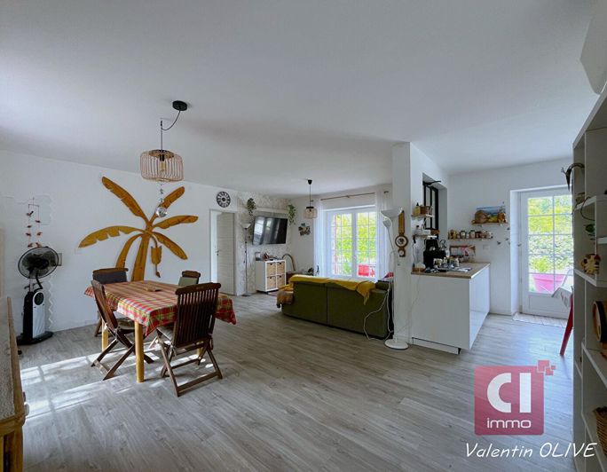 Image No.4-4 Bed House for sale