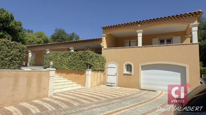 Image No.6-Maison de 4 chambres à vendre à Forcalqueiret