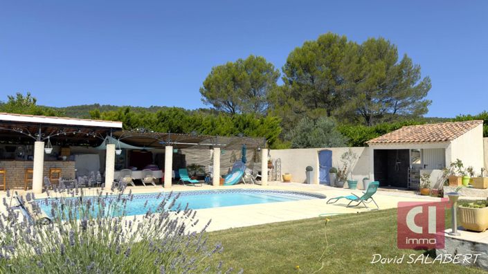 Image No.1-4 Bed House for sale