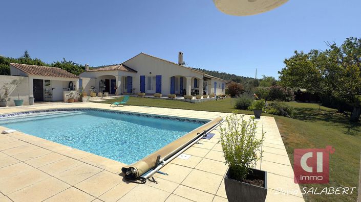 Image No.2-4 Bed House for sale