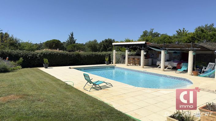 Image No.3-4 Bed House for sale