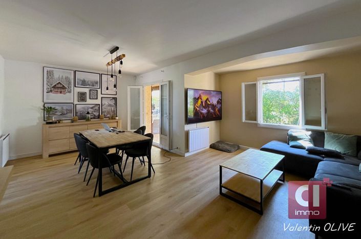 Image No.4-2 Bed House for sale