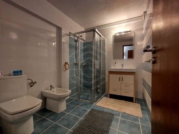 Image No.10-2 Bed House for sale