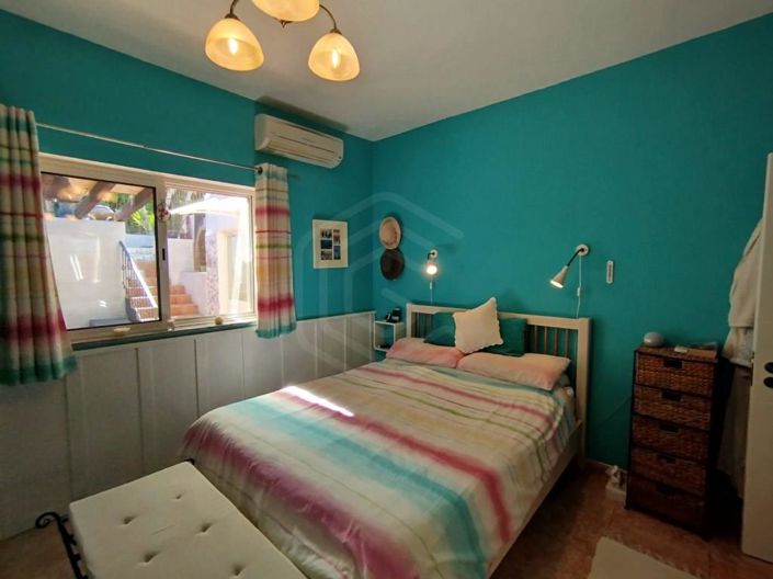 Image No.18-2 Bed House for sale