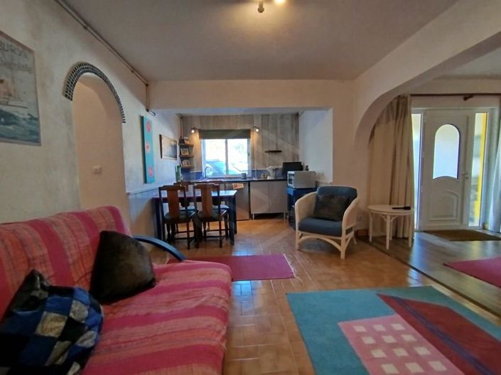 Image No.3-2 Bed House for sale