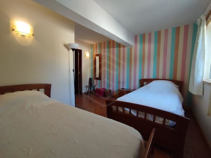 Image No.9-2 Bed House for sale