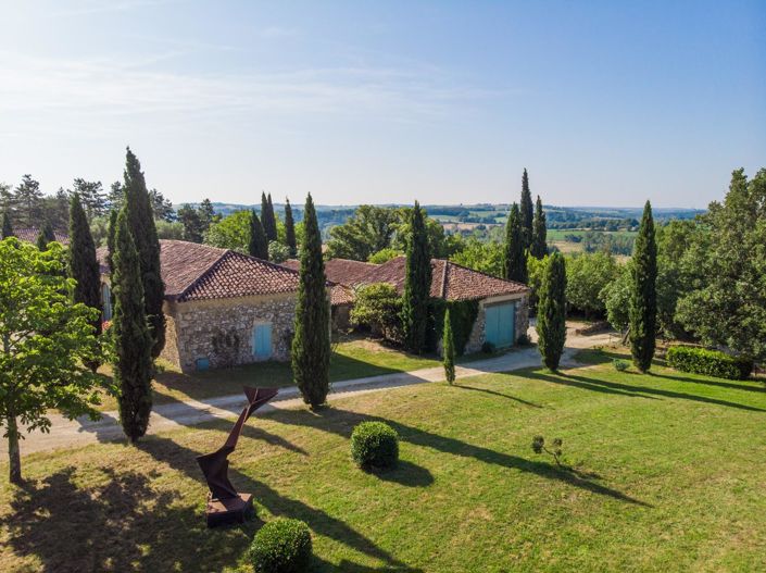 Image No.5-11 Bed House for sale