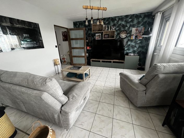 Image No.2-Appartement de 3 chambres à vendre à Vénissieux