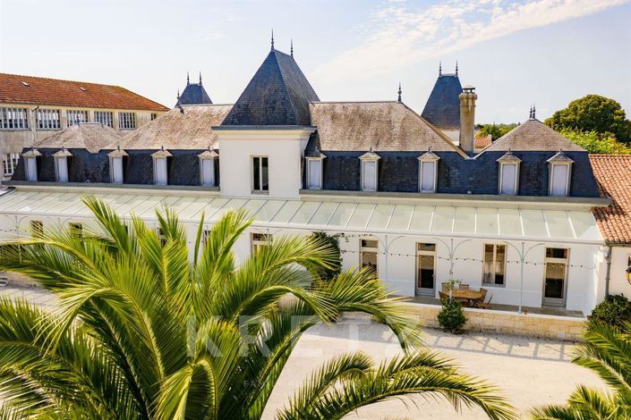 Image No.16-12 Bed Property for sale