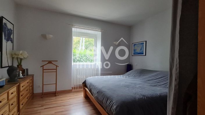 Image No.4-2 Bed House for sale