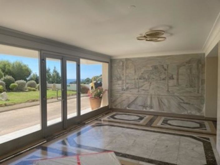 Image No.4-4 Bed Apartment for sale